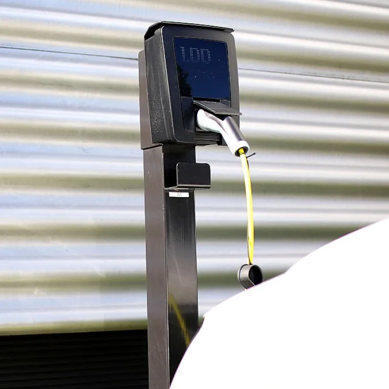 Comment bien choisir un pneu remorque 4.80/4.00 x 8 pour la mobilité urbaine